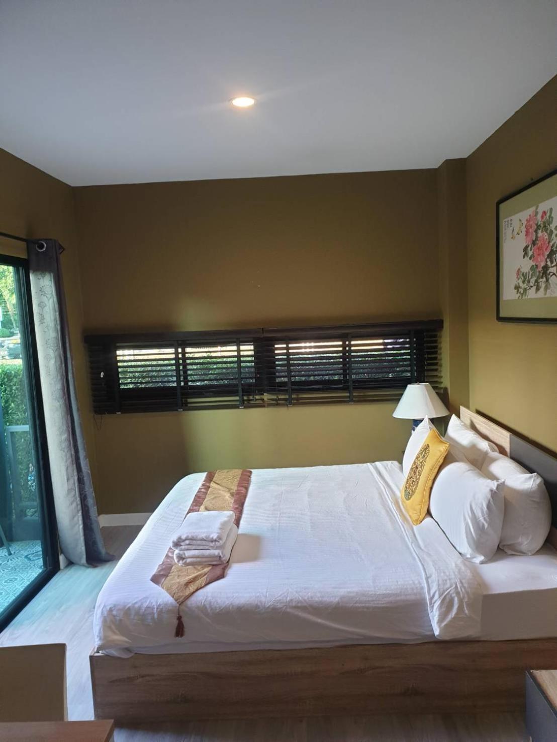 The Lantern Suites Ban Song Hong Oda fotoğraf